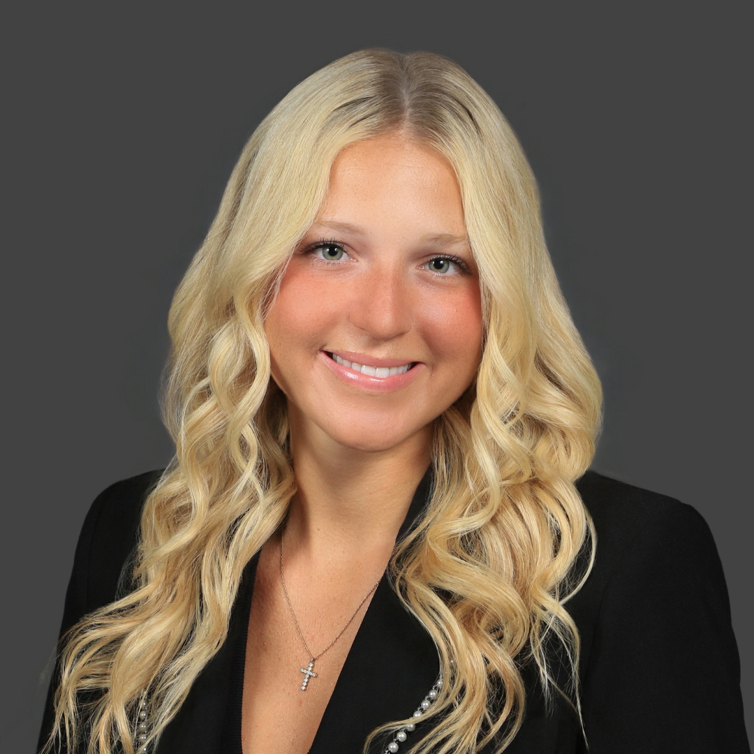 Agent Bella Sinacori
